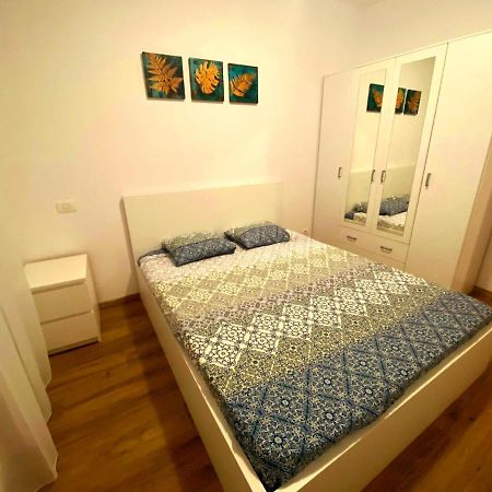 Bellagio - Cozy Apartment With Free Gym Bucarest Esterno foto