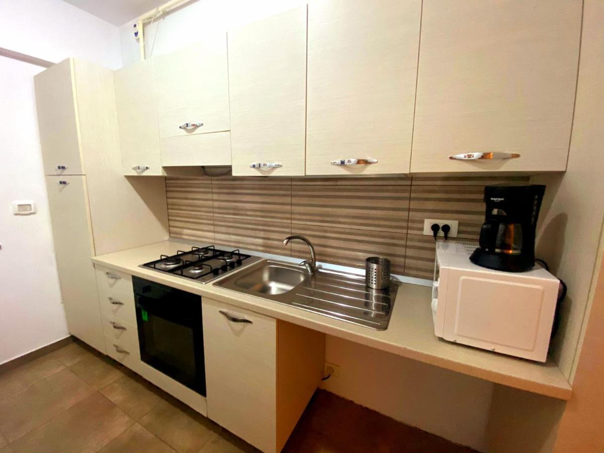 Bellagio - Cozy Apartment With Free Gym Bucarest Esterno foto
