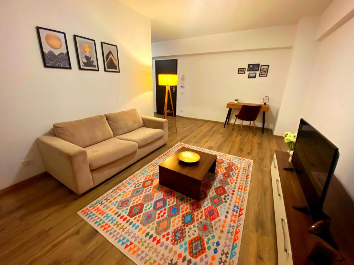 Bellagio - Cozy Apartment With Free Gym Bucarest Esterno foto