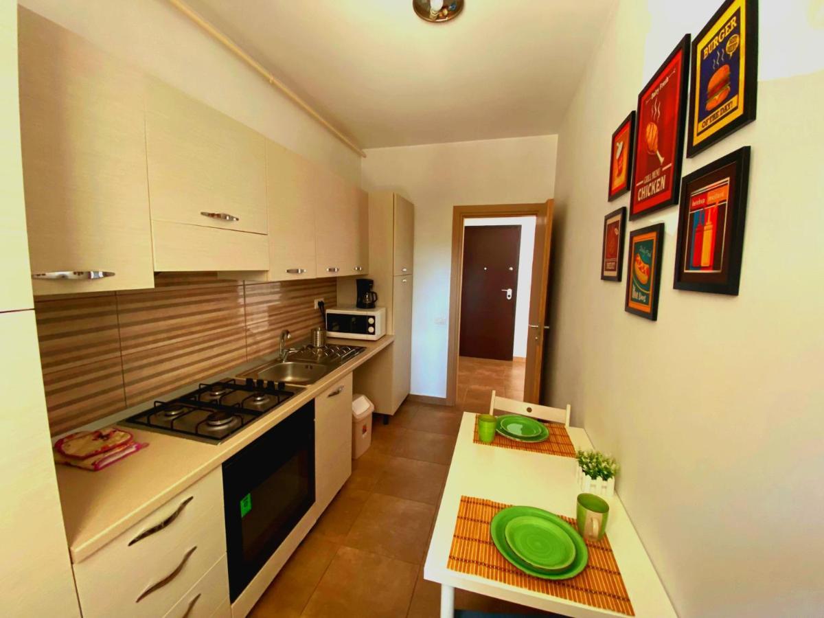 Bellagio - Cozy Apartment With Free Gym Bucarest Esterno foto